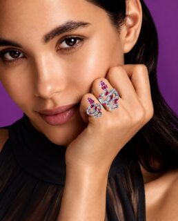 ANANTA rings from Ophidia Collection by @dakinijewellery in 18K white gold with black & white diamonds, and rubies, is the must-have for a sophisticated look embodying the cosmic serpent Ananta from Hindu culture.

#serpentring #snakering #dakini #dakinijewellery #diamondrings